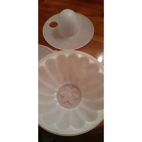 VINTAGE TUPPERWARE JELLO ICE MOLD USED - Picture 5 of 10